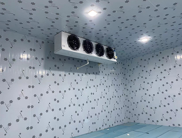 監(jiān)利文才水產(chǎn) 小龍蝦生產(chǎn)加工，冷凍，冷藏，速凍流水線生產(chǎn)，投廠四個月，客戶使用非常良好！