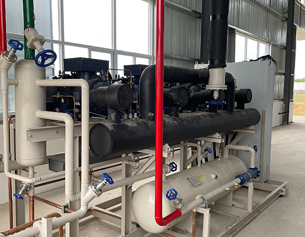 工業(yè)冷水機組